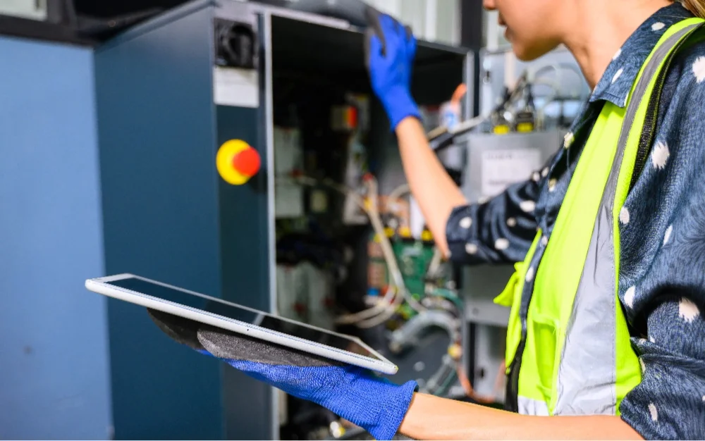 Expert Eyes on Complex Processes