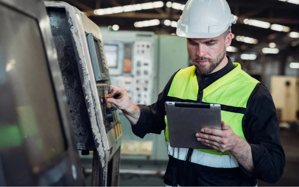 Connected Worker Using AR Remote Assistance in Manufacturing with VSight