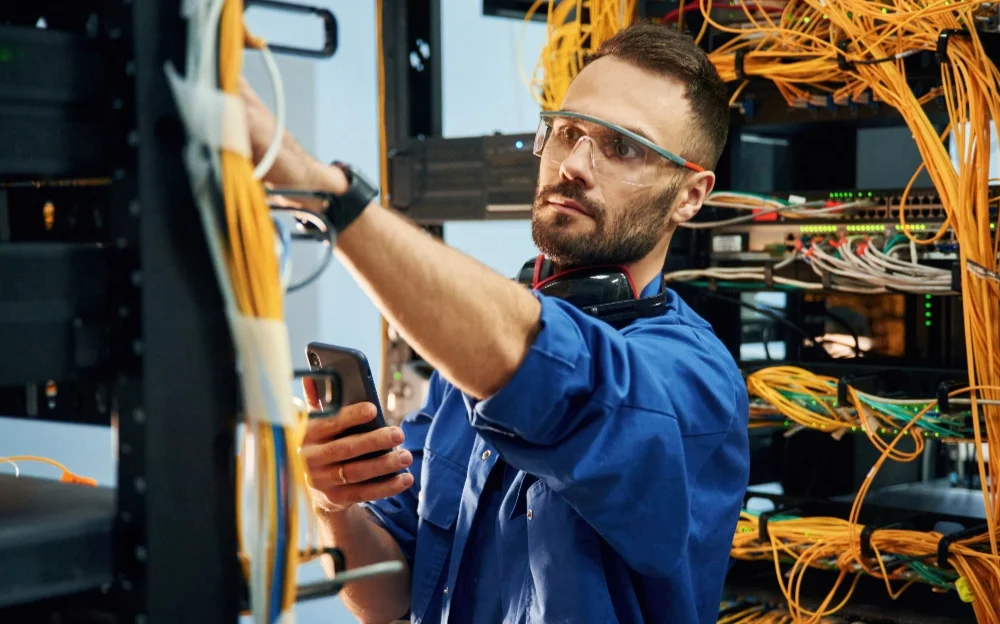 VSight AR remote assistance for rapid troubleshooting